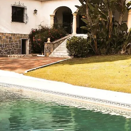Villa Santa Cristina Cerca Del Mar Marbella Exterior photo